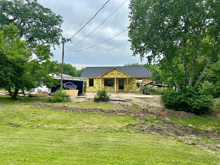 357 Holmes Rd, Pine Point, ME 04074 - photo 1