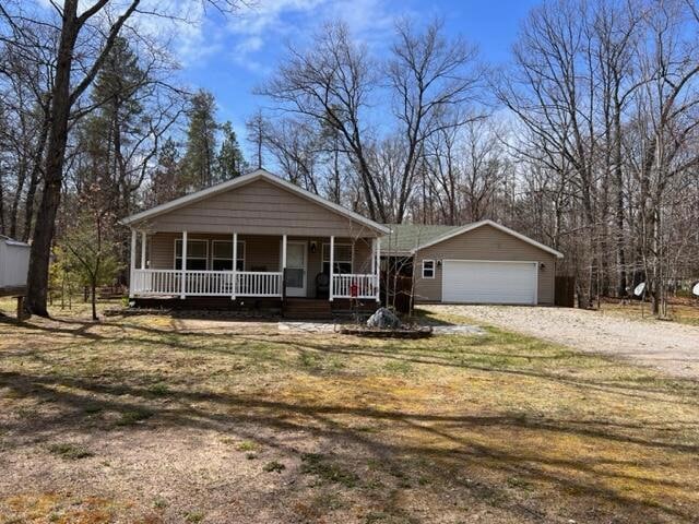 5178 Dorothy St, Indian River, MI 49749 - photo 1