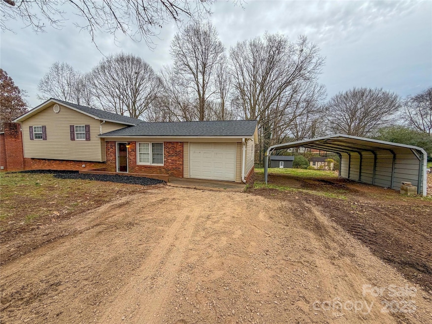 130 Powder Horn Rd, Mooresville, NC 28115 - photo 1