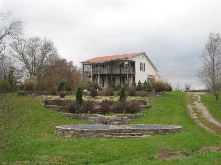 3900 Cummins Ferry Rd, Versailles, KY 40383 - photo 1