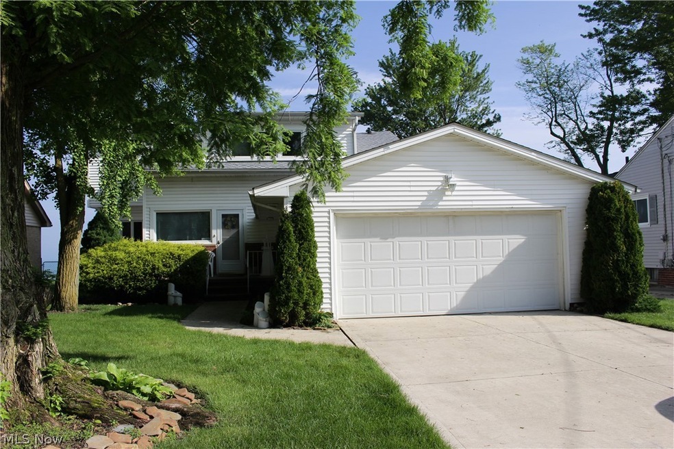 5147 Edgewater Dr, Sheffield Lake, OH 44054 - photo 1