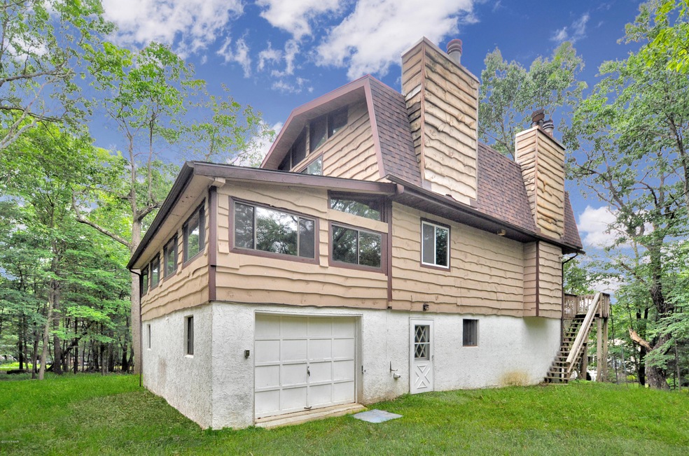 800 Sugar Bush Ln, Tafton, PA 18464 - photo 1