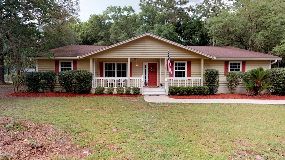 4204 Honeysuckle Cir, Middleburg, FL 32068 - photo 1