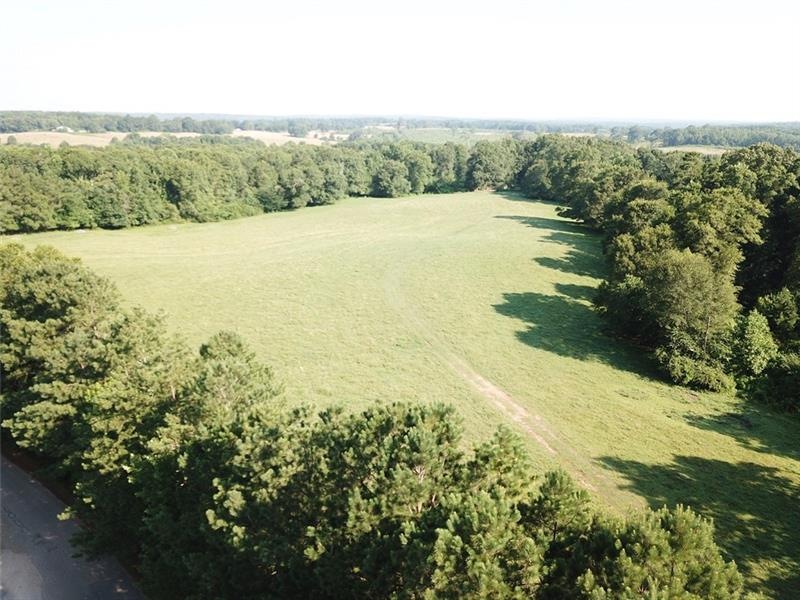 500 Red Barn Rd, Bowdon, GA 30108 - photo 1