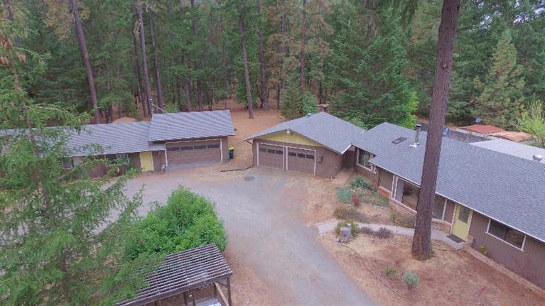 4005 Galice Rd, Merlin, OR 97532 - photo 1