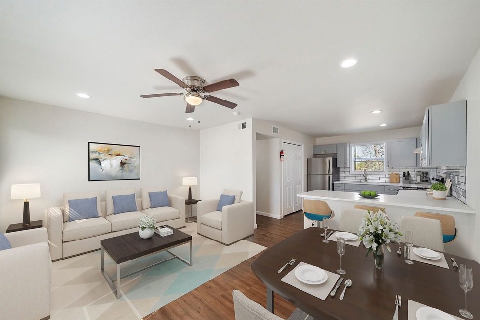 6403 Sloan St unit 16, Houston, TX 77087 - photo 1