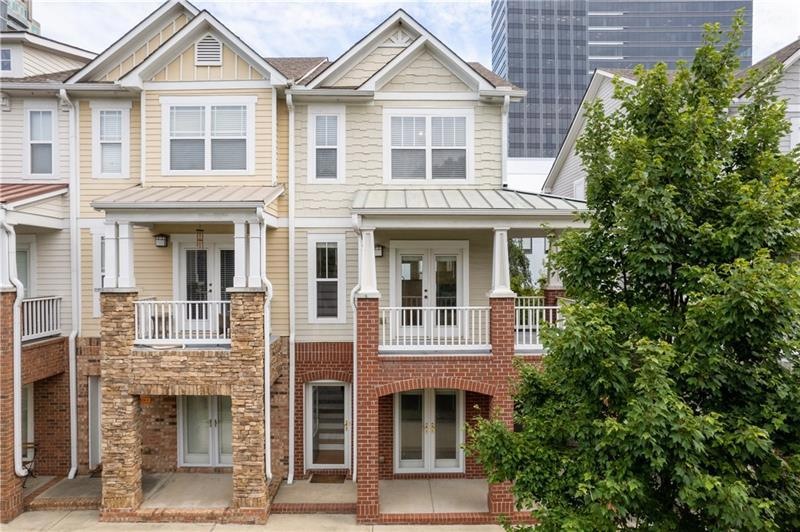 End unit townhome in the heart of Atlantic Station