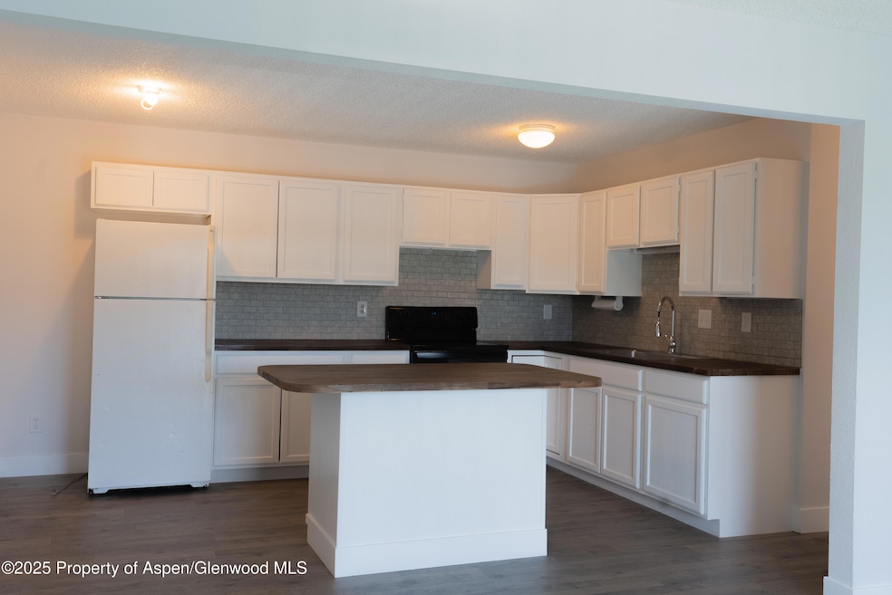 2655 Acacia Avenue-1 (1)