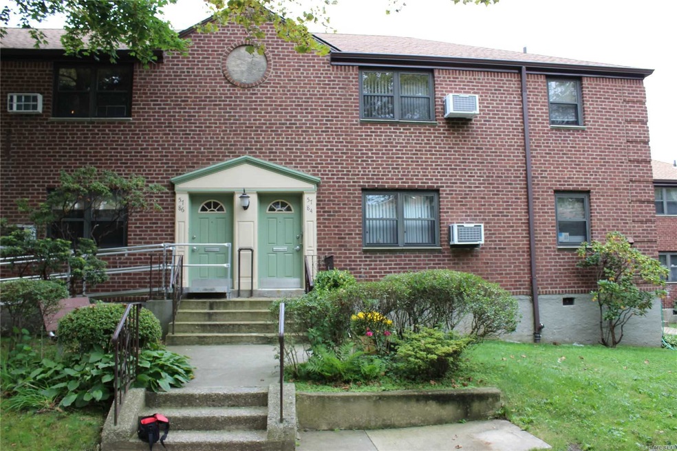 57-84 246th Crescent unit 5F, Little Neck, NY 11362 - photo 1