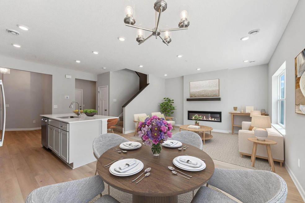 10328 Birchwood Cir, Victoria, MN 55318 - photo 1