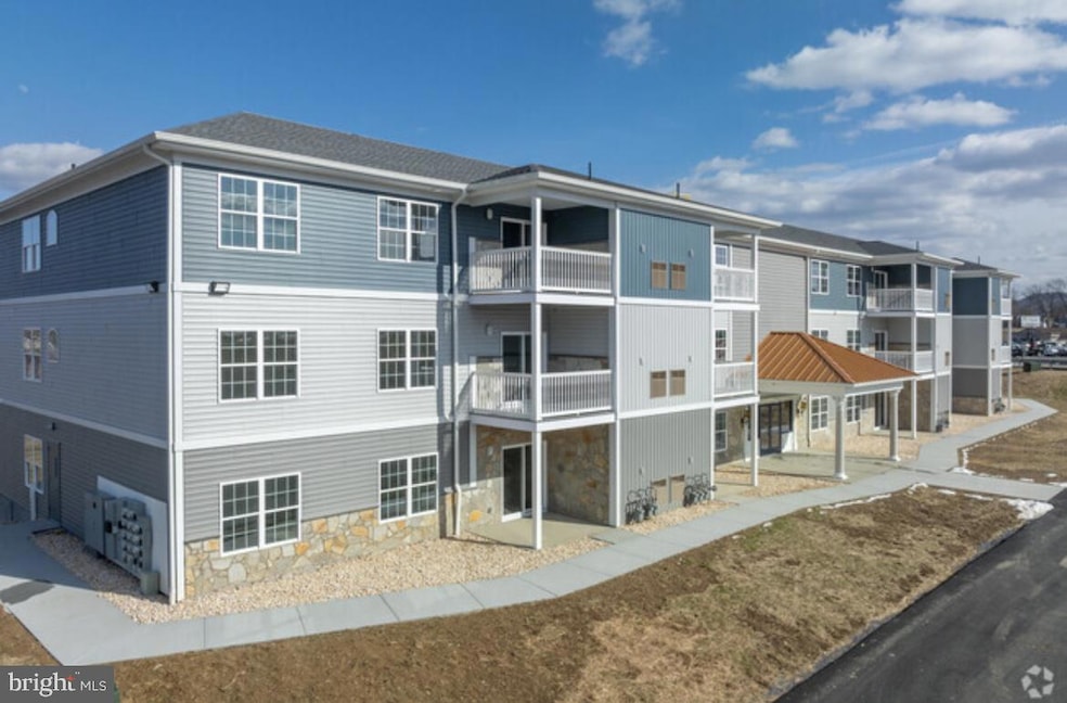 Green Valley Terrace Luxury Apartments, Sinking Spring, PA 19608 - photo 1