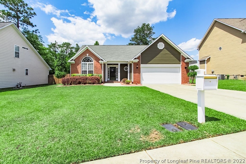 1506 Stonewood Dr, Fayetteville, NC 28306 - photo 1