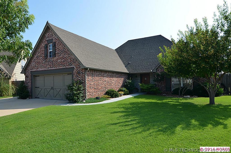 20235 E 37th Place S, Broken Arrow, OK 74014 - photo 1