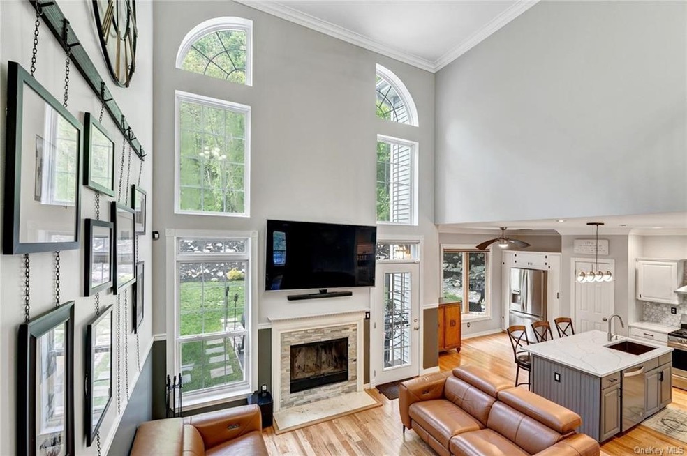 8 Schultz Ct, Peekskill, NY 10566 - photo 1