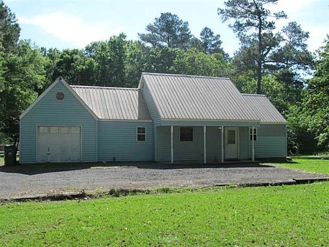 Photo. Exterior Front