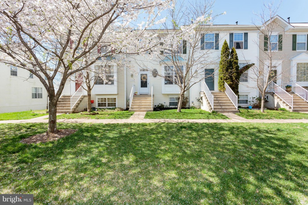 10304 Butternut Cir, Manassas, VA 20110 - photo 1