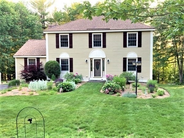 1117 Franklin Rd, Fitchburg, MA 01420 - photo 1