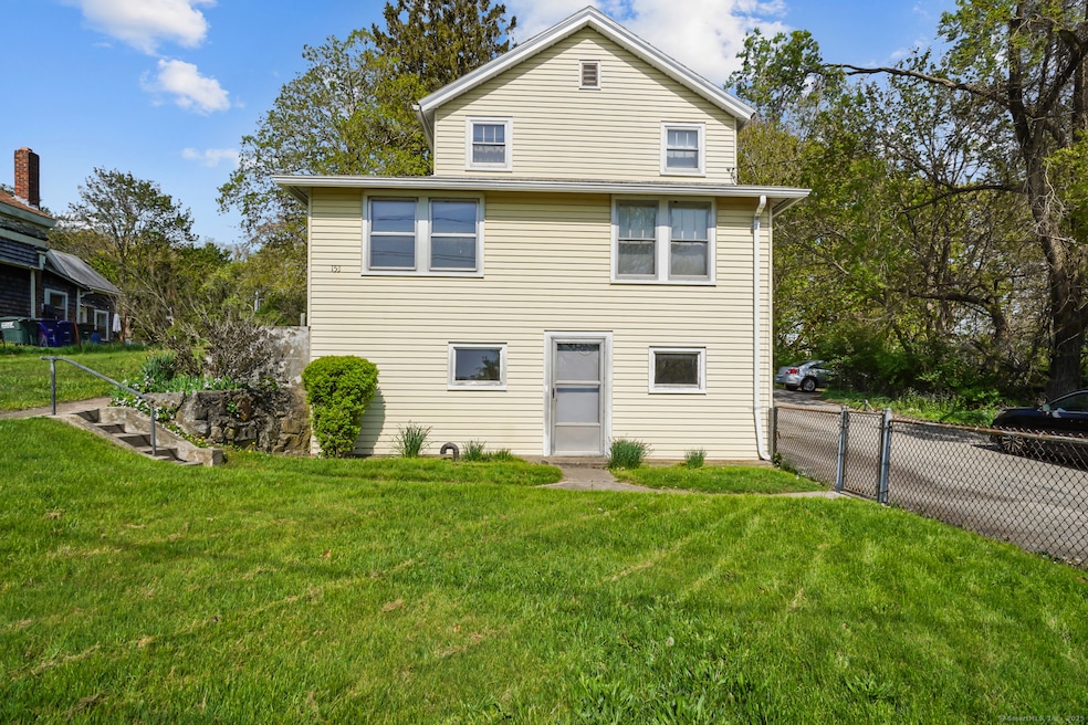 153 Mechanic St, Pawcatuck, CT 06379 - photo 1