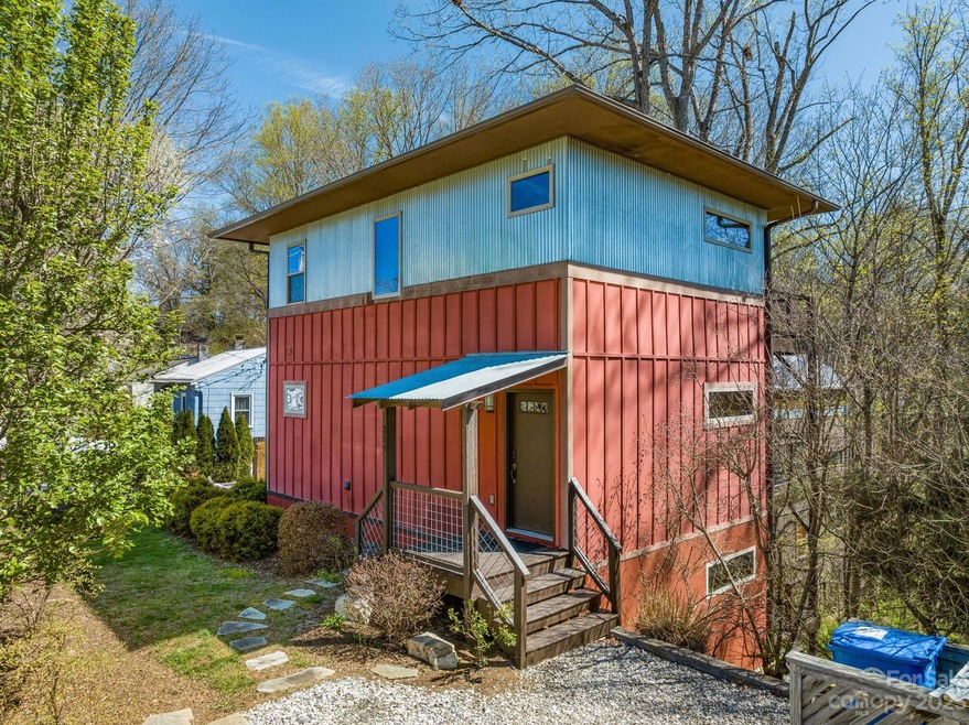 354 Riverview Drive, Asheville, NC 28806