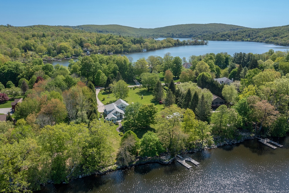 18 Arrow Point Rd, Warren, CT 06777 - photo 1