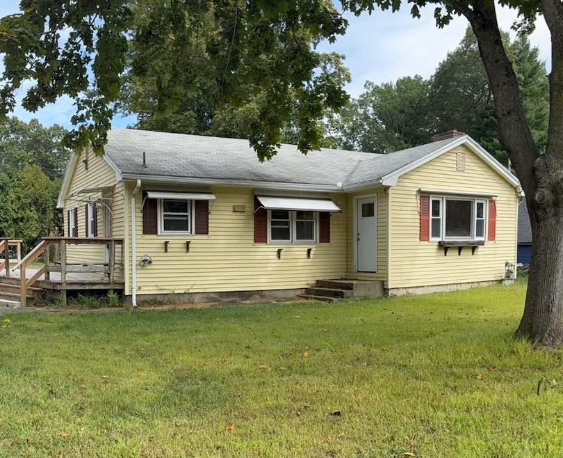 1037 Shaker Rd, Westfield, MA 01085 - photo 1