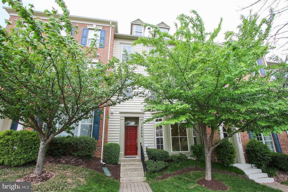 12809 Clarks Crossing Dr, Clarksburg, MD 20871 - photo 1