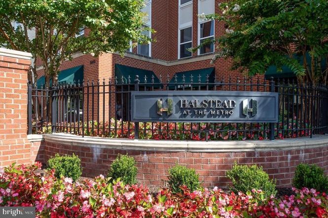 Halstead at The Metro unit 102, Fairfax, VA 22031 - photo 1