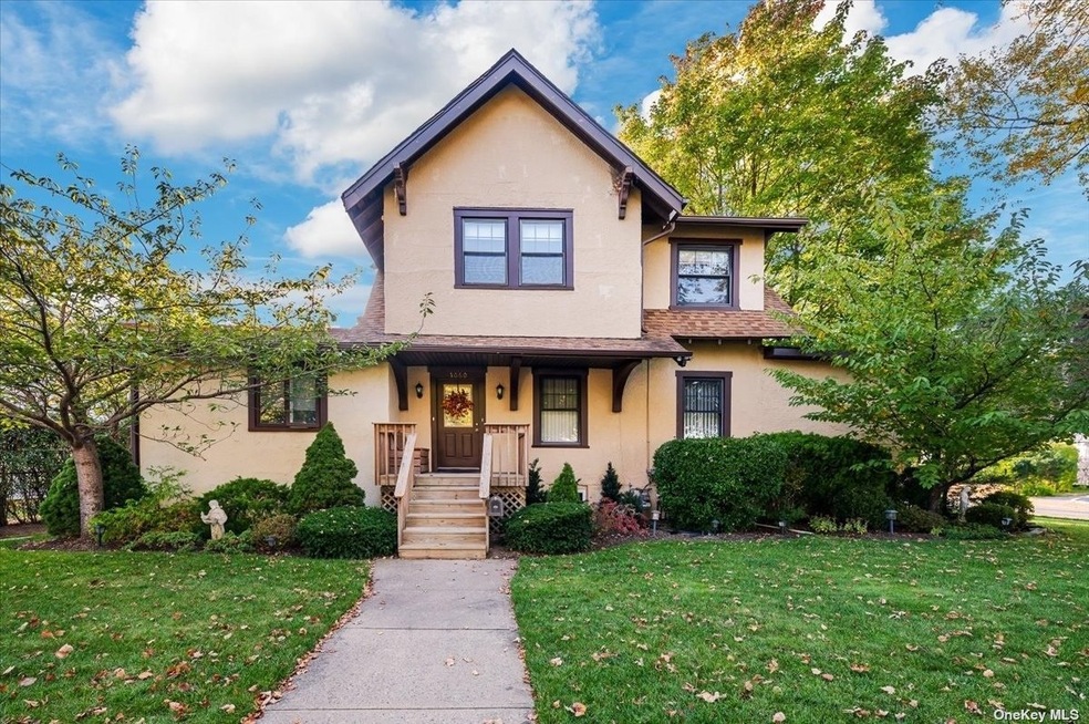 3060 Eastern Pkwy unit 2, Baldwin, NY 11510 - photo 1