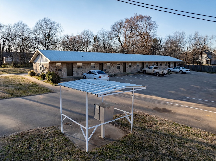 For Sale $850,000