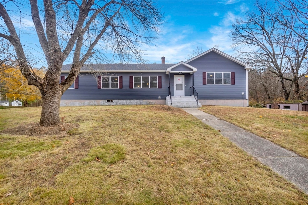 401 Grayson Dr, Springfield, MA 01119 - photo 1