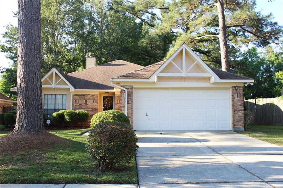 318 Queen Anne Dr, Slidell, LA 70460 - photo 1