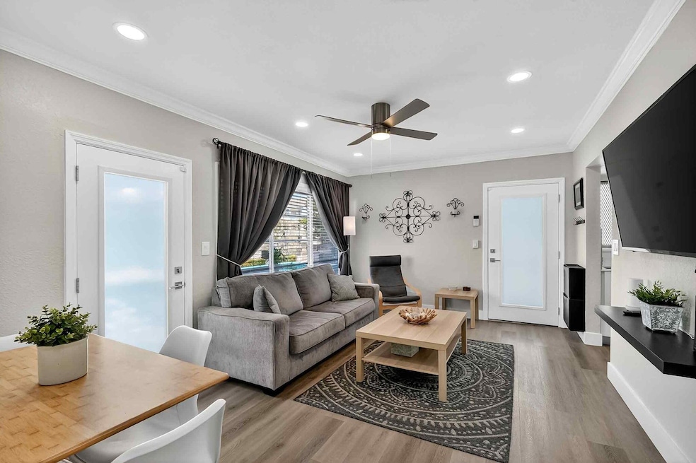 1004 Pennsylvania Ave unit 7, Miami Beach, FL 33139 - photo 1