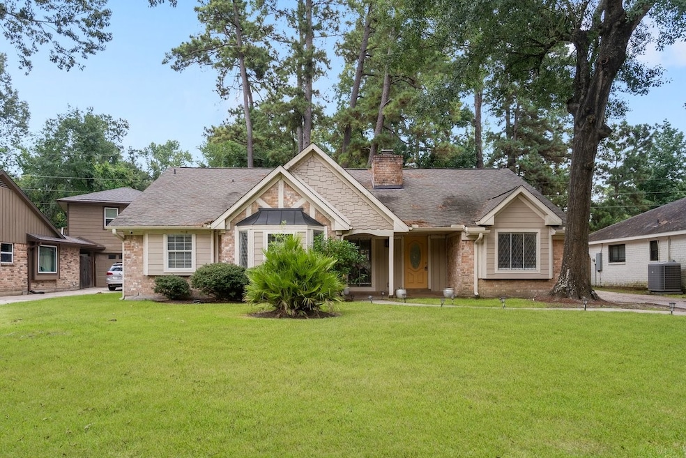 2214 Deer Valley Dr, Spring, TX 77373 - photo 1