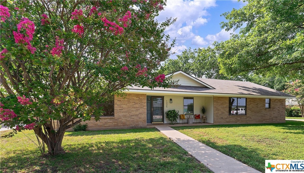 1335 Tulip Ln, New Braunfels, TX 78130 - photo 1