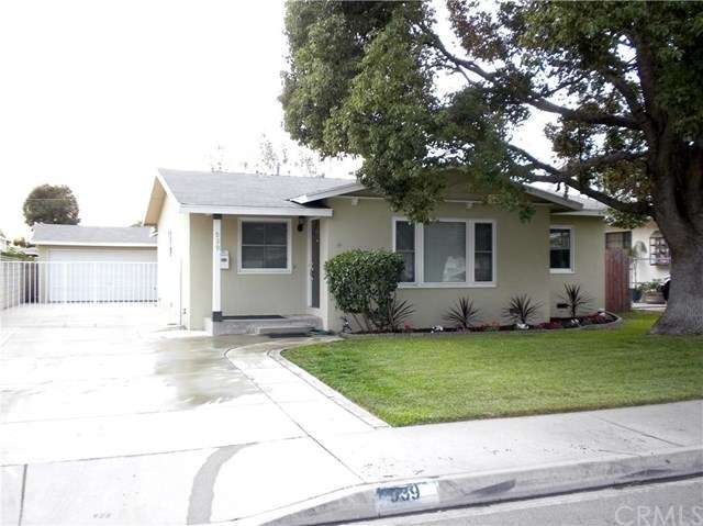 Beautifully remodeled 3 bedroom, 1.5 bathroom, fam