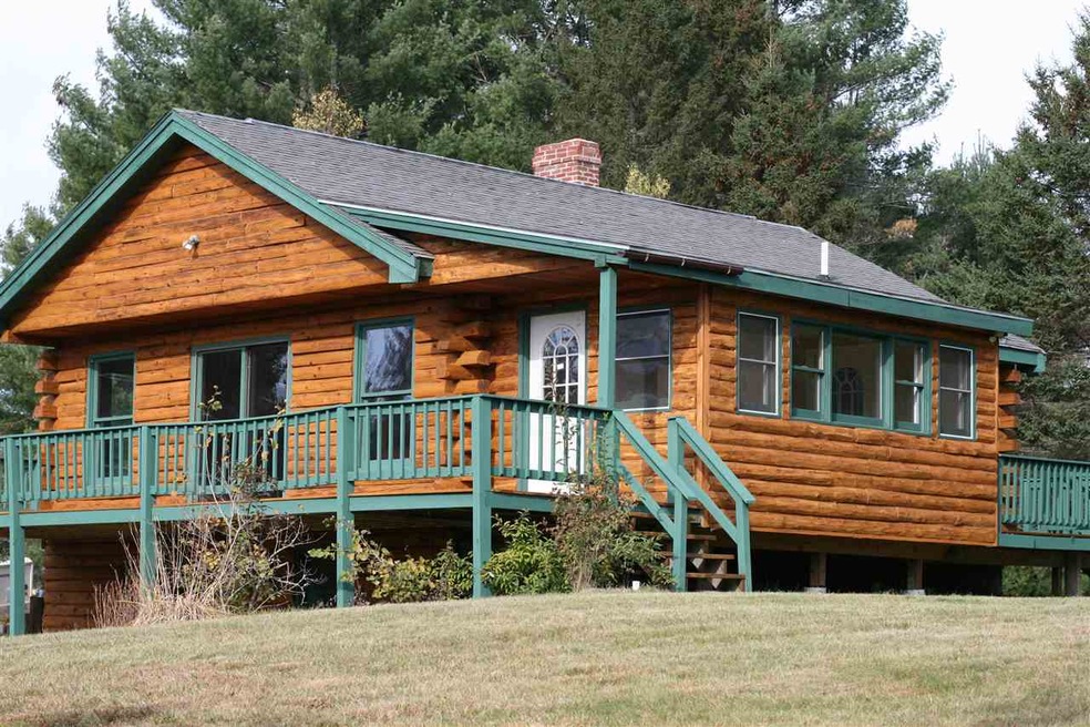 211 Whitefield Rd, Dalton, NH 03598 - photo 1