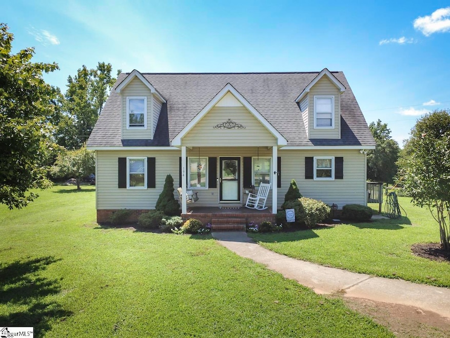 194 Winfred Brock Rd, Iva, SC 29655 - photo 1