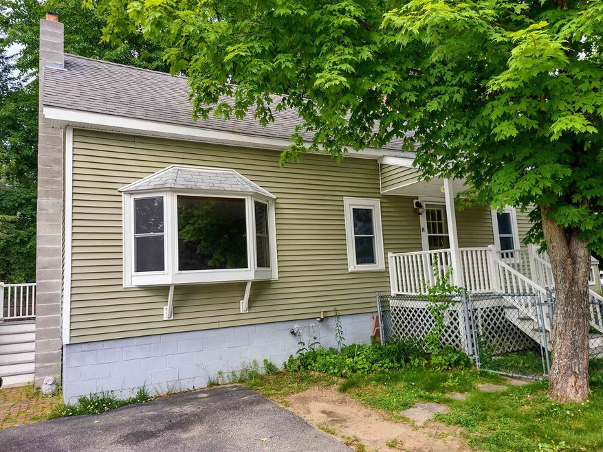 8 Waverly St, Rochester, NH 03867 - photo 1