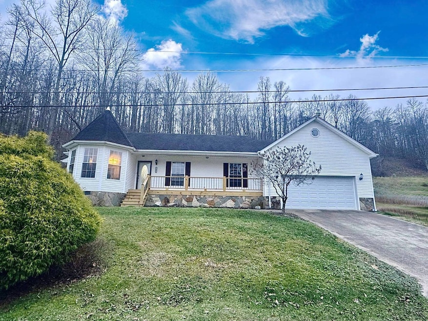 161 Cromwell Estates Rd, Clendenin, WV 25045 - photo 1