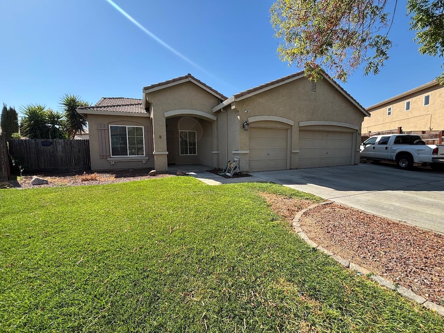 2271 Corsico Ct, Los Banos, CA 93635 - photo 1