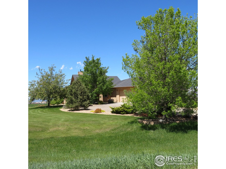 Country Living At It's Best!