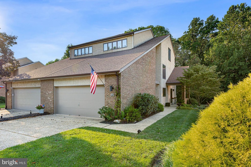 127 Falcon Ln, Wilmington, DE 19808 - photo 1