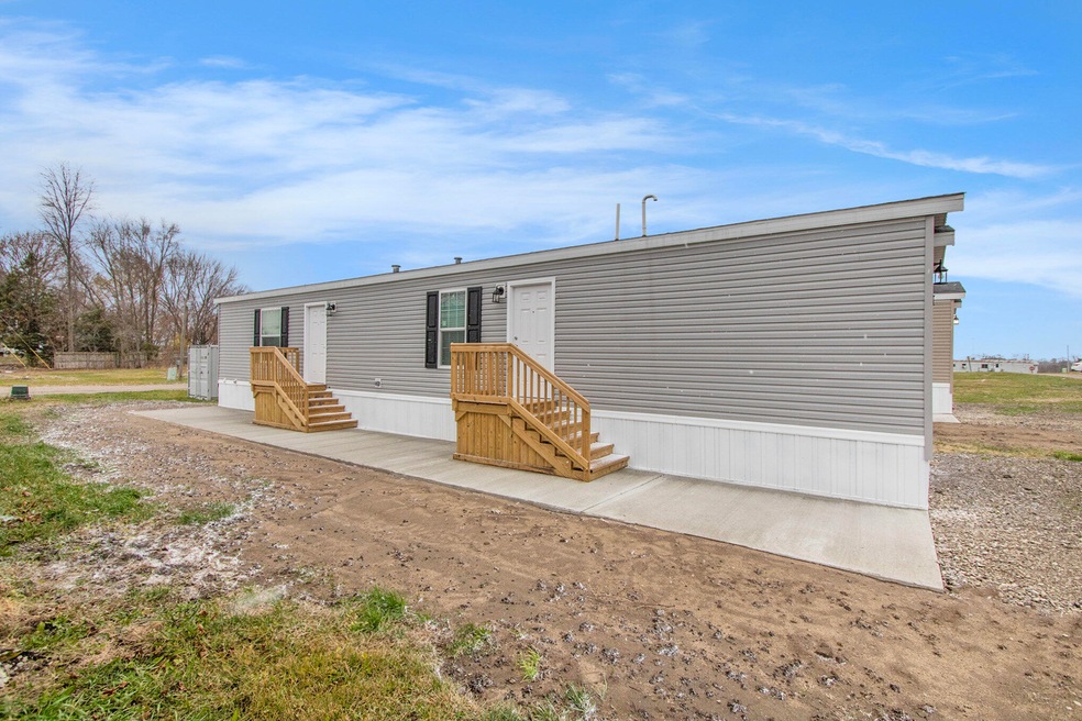 59733 Decatur Rd unit 33, Cassopolis, MI 49031 - photo 1