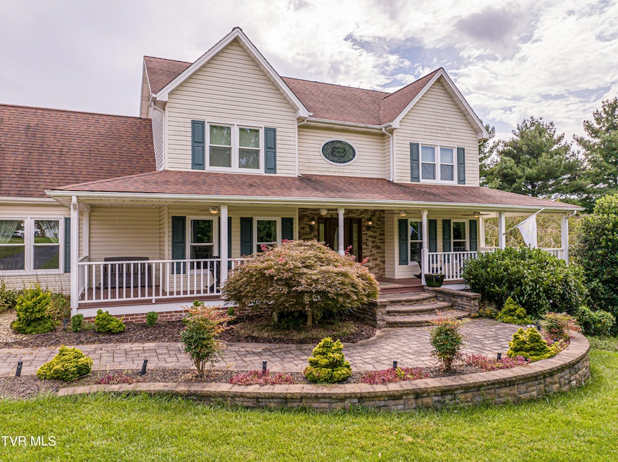 19328 Stirrup Dr, Abingdon, VA 24211 - photo 1