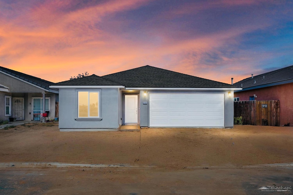 21183 Conklin Blvd, California City, CA 93505 - photo 1