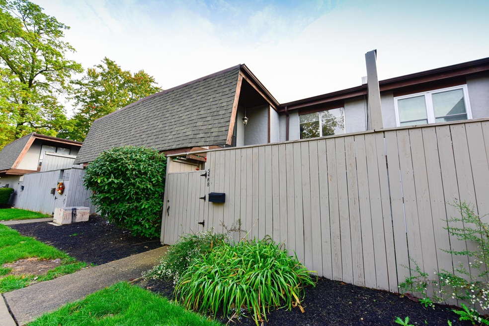 5488 worthington forest-18