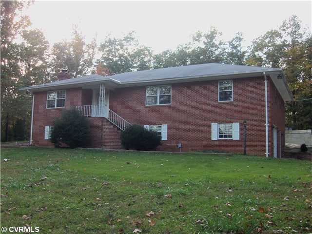 Exterior Front - 5 Acres on private setting