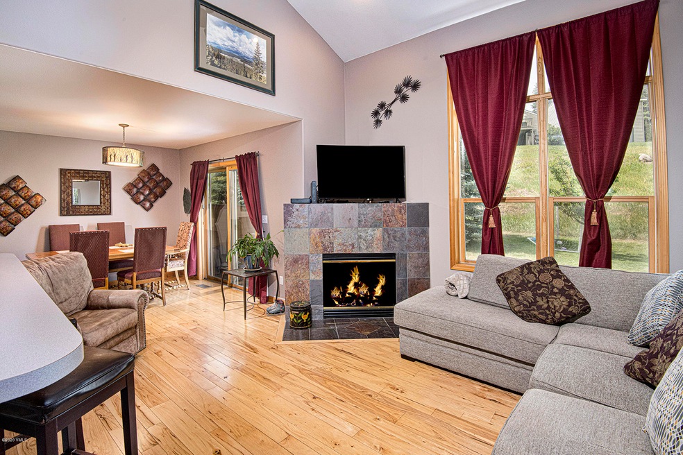 30-Aspen-Glen-Ct-MLS_02