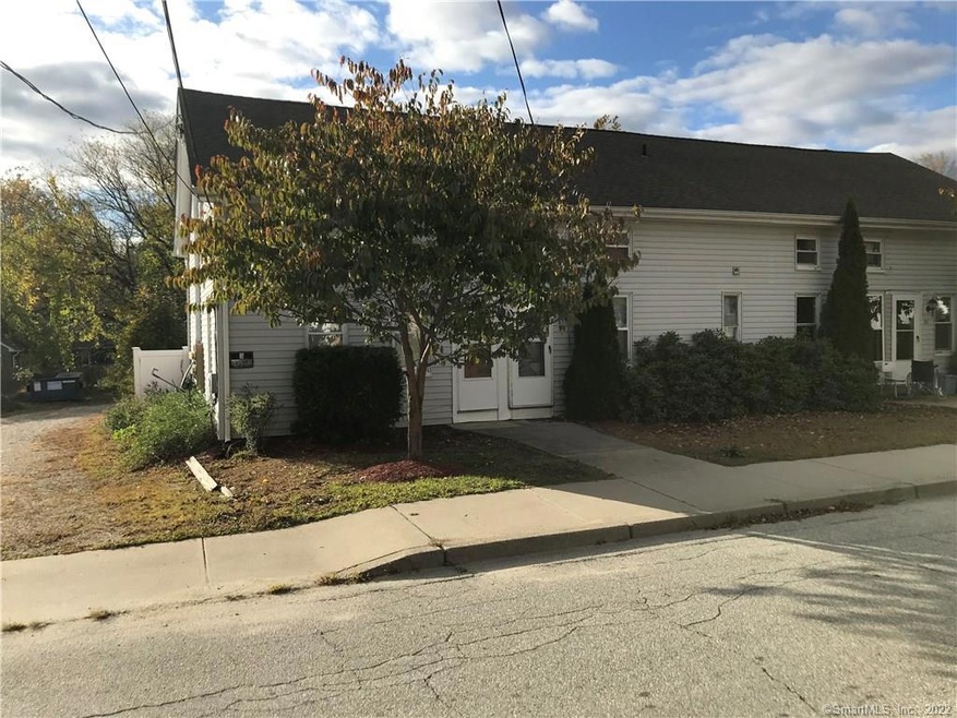 29 Walnut St, Danielson, CT 06239 - photo 1