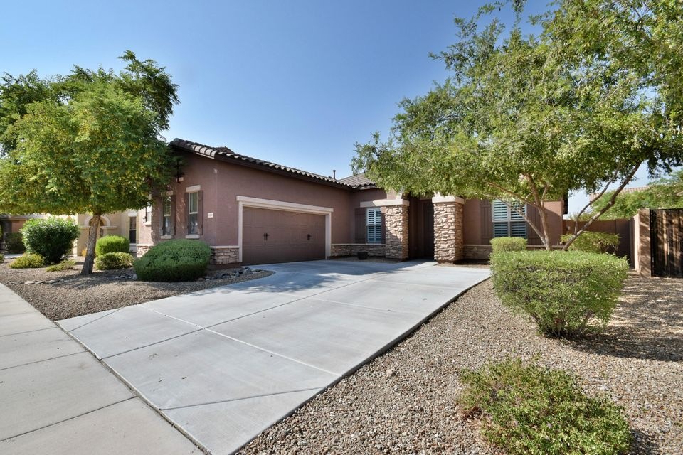 16028 W Hualapai